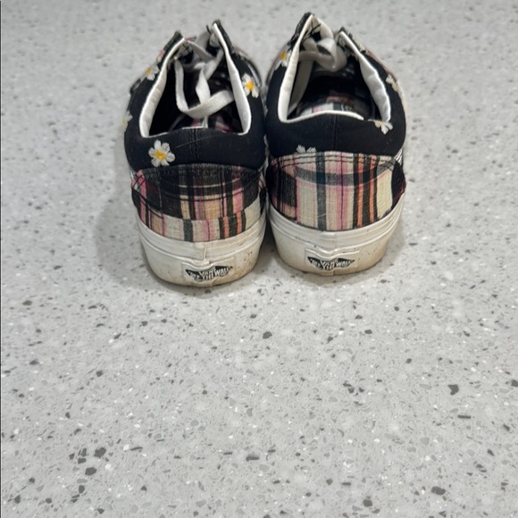 Vans Black and Plaid Sneakers with Floral Accents - Picture 2 of 7